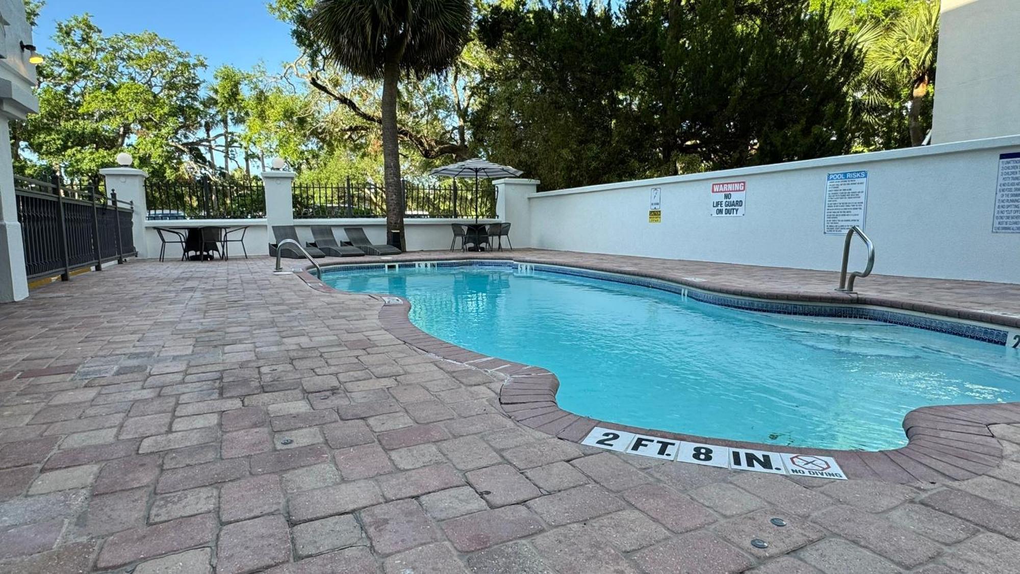 فندق أوشن إن آند سويتس St. Simons Island المظهر الخارجي الصورة